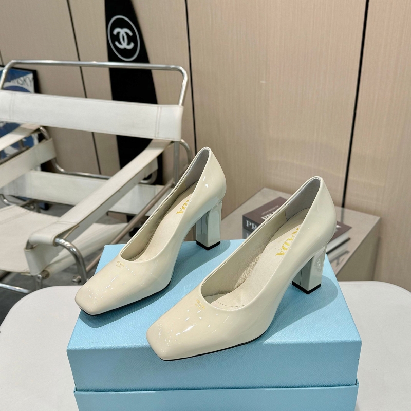 Pra*a high heels